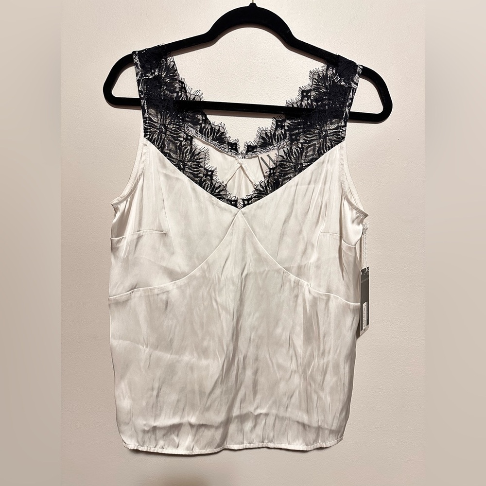 Worthington Womens V Neck Sleeveless Top